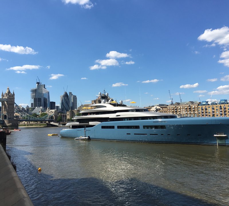 aviva yacht london